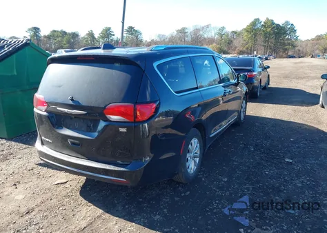 2019 Chrysler Pacifica Touring L from USA, damaged, VIN 2C4RC1BG0KR531612